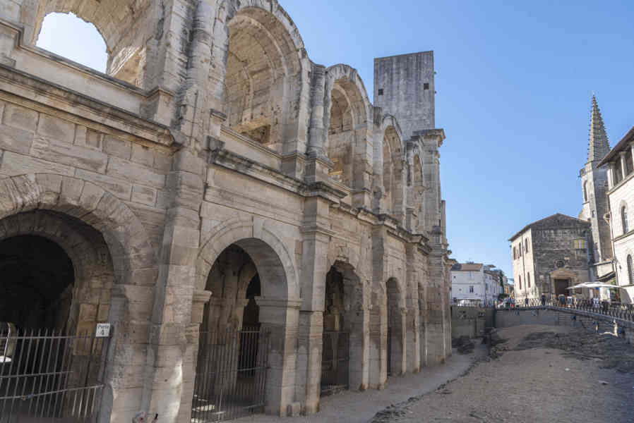 Francia - Arles 013 - Anfiteatro.jpg